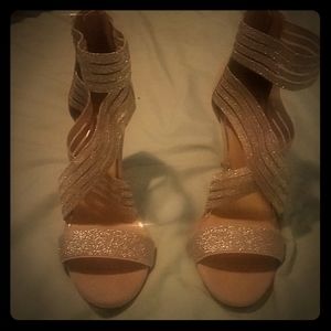 Jessica Simpson heels